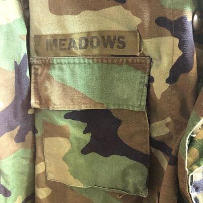 Lot # 199 Men's BDU Woodland Camo Shirt 