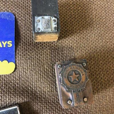 Lot # 232 Men's Drawer: lighter, cuff clinks  misc.