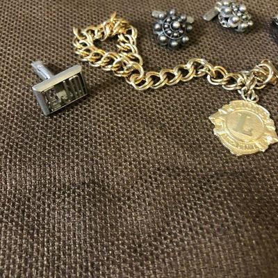 Lot # 232 Men's Drawer: lighter, cuff clinks  misc.