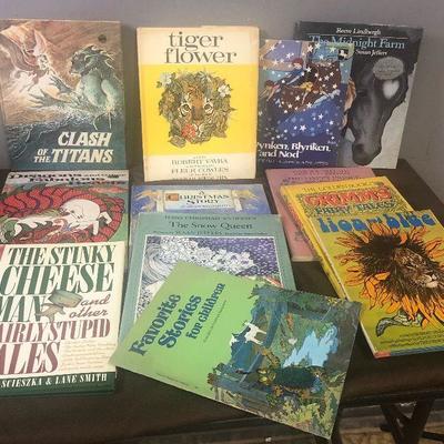 Lot # 238 Lot of vintage Children's Books 