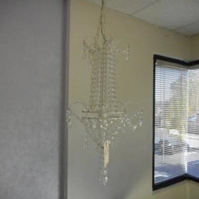 Lot 112 - Hanging Chandelier Lamp