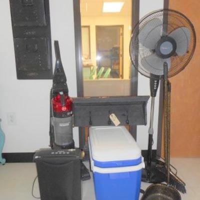 Lot 118 - Assorted Home Goodies - paper shredder, vacuum, floor fan, ice chest + more
