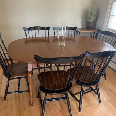 Set of 6 Hitchcock chairs
