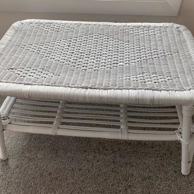 Wicker side or coffee table