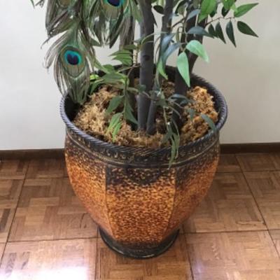 E-107 Silk Plant with Peacock