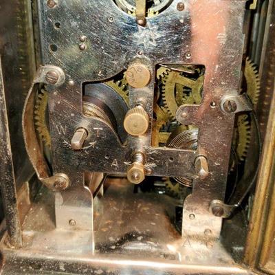 Vintage WORKING chiming Clock