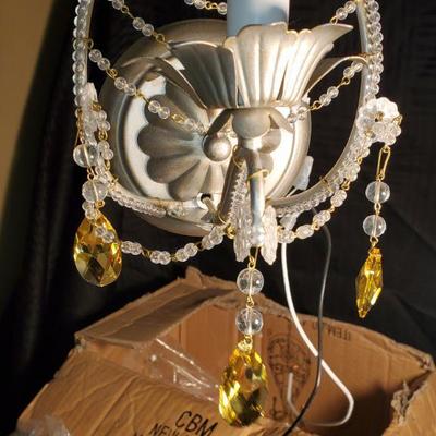 2 Lighting Fixtures 