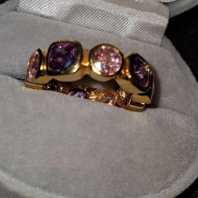 Size 7 Gold Tone ring