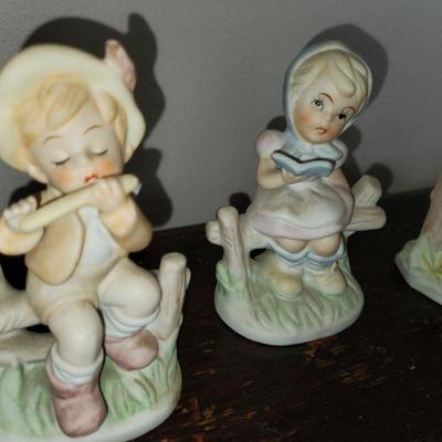3 Figurines