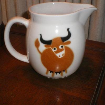 Set of 4 Vintage Taylor and Ng Mugs and Arabia Finland Pitcher