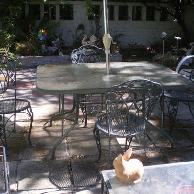 Glass Top Patio Table with 4 Chairs & Umbrella