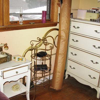4 drawer chest of drawers   BUY IT NOW $ 95.00