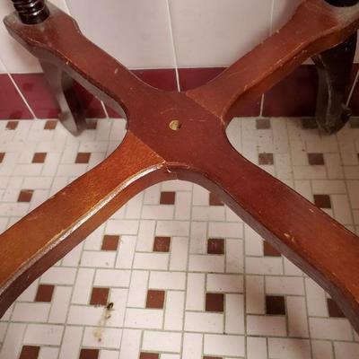 Up Lot 4: Side Table