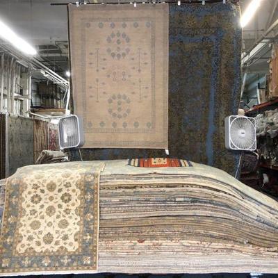 Persian & Pakistani  Rugs Kilims on different sizes and designs,  Made with 100% natural wool and Cotton, vegetable dyed and hand...
