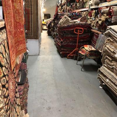 Persian & Oriental  Rugs Kilims on different sizes and designs,  Made with 100% natural wool and Cotton, vegetable dyed and hand...