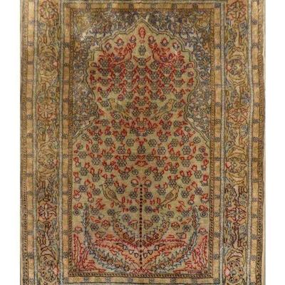 Fine quality,  Turkish Hand Knotted Vintage Silk Rugs, 3' X 5'                         
on Perfect Conditions 
Retail Price=...