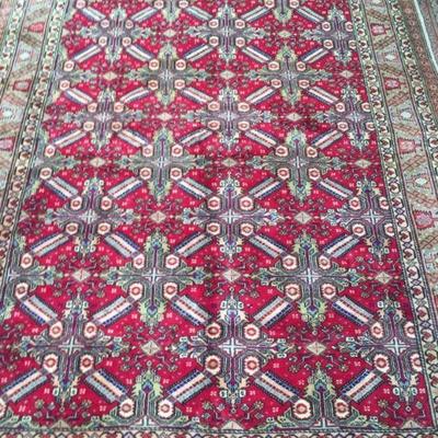 Fine quality,  Turkish Hand Knotted Vintage Rugs, 6' X 9'                         
on Perfect Conditions 
Retail Price= $4900...