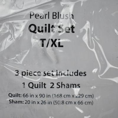Mainstays Cotton 2-Piece Twin/Twin-XL Quilt Set, Pearl Blush, $25 Retail - New