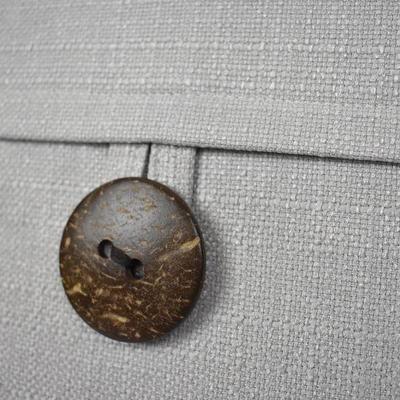 Mainstays Dynasty Coconut Button Decorative Throw Pillow, 18"x18", Gray - New