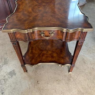 THEODORE ALEXANDER TIERED SIDE TABLE 26"X26"X27 $750