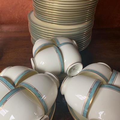PFALTZGRAFF "PATINA" SET $500