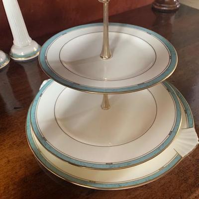PFALTZGRAFF TIERED DESSERT PLATE $30