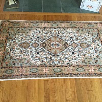 Oriental Rug 3' x 5'