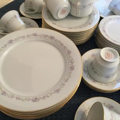 Noritake Lilac Time China Set for 8