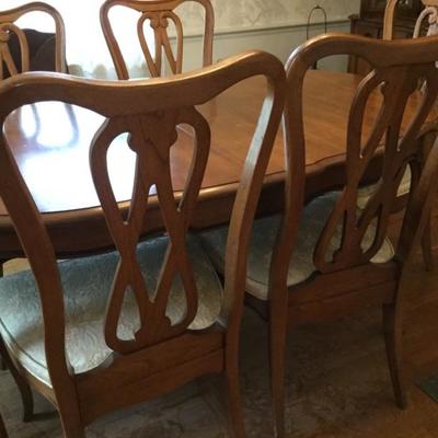 White Fine Furniture Dining Room Set