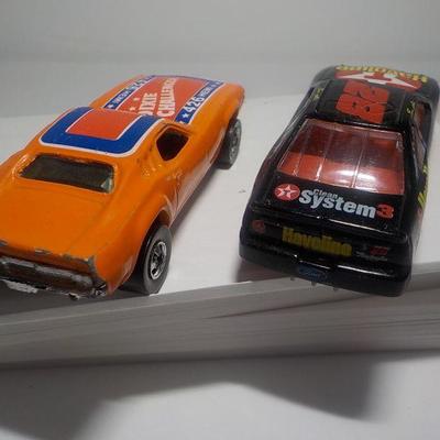 1982 Dixie Challenger 426 and the Havoline Racing #28.