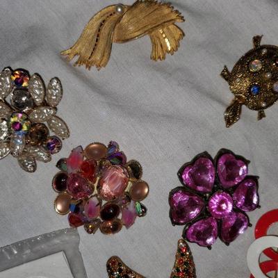 Brooch Lot#2