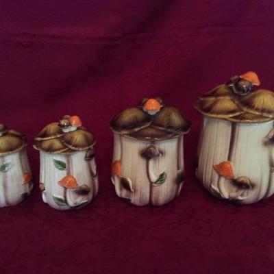 Lot 6 - Homco Mushroom Canisters and Homco Mushroom Mugs