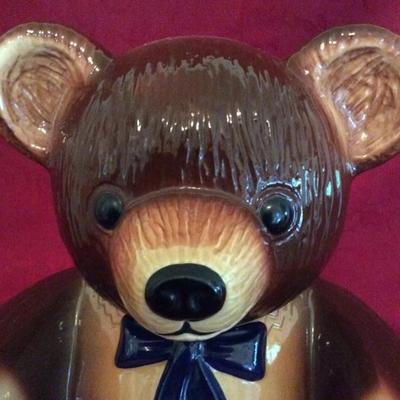 Lot 7-Regal T Bear Cookie Jar