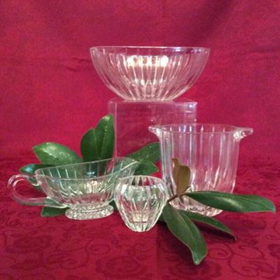 Lot 8 Crystal bowl