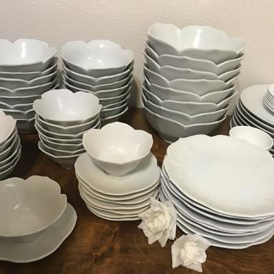 LOT 23 Pier 1 Lotus Flower Dishes