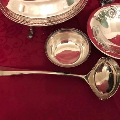 LOT 29 - Silver serving Pieces