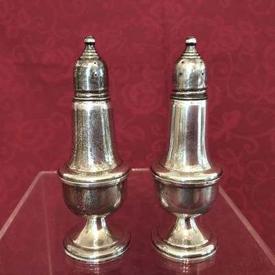 Lot 39 Sterling Silver Salt & Pepper shaker