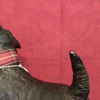 Lot 41 Scottie Dog decor
