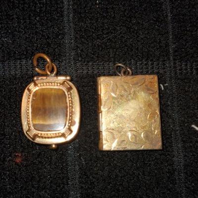 10k Pendant Lot