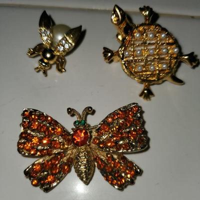 Brooch Lot 2