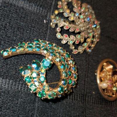 Brooch Lot#3