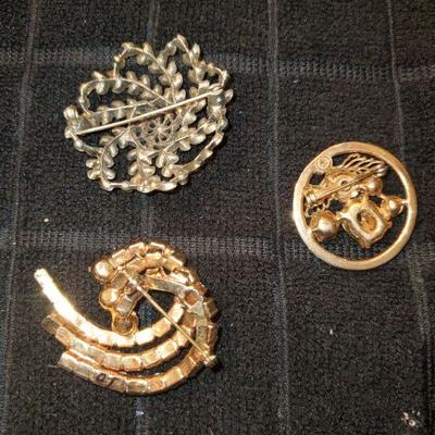 Brooch Lot#3