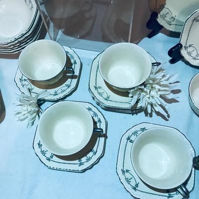 Lot 72 Salem Heirloom Platinum Alloy 