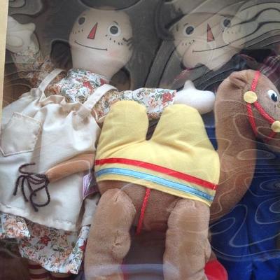 Raggedy Ann & Andy with coa