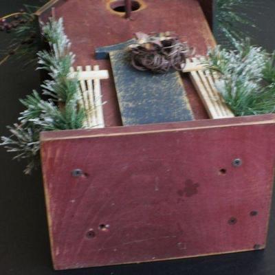 LOT #52: Holiday Deco Birdhouse 