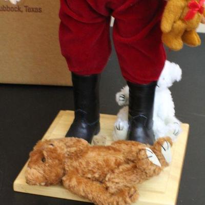 LOT #57: Vintage Lynn Haney Collectionâ„¢ Santa Claus w/ Bag of Toys