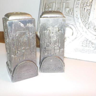 Worlds Fair 1930-40 original platter and salt and pepper shaker.