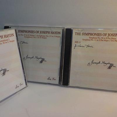 Signed CD's of "Joseph Haydn mistro" Symphony No. 98 in B Flat Major (signed).