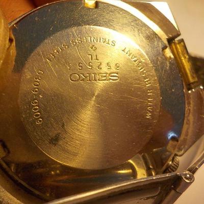 Men's "Seiko Mens wrist watch" 17 jewels automatic.