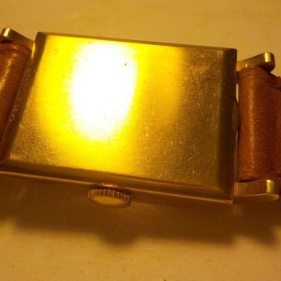 " Vintage Imperial Mens wrist watch"  roll gold plate 10k.